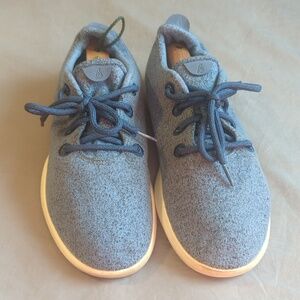 Men's sneakers